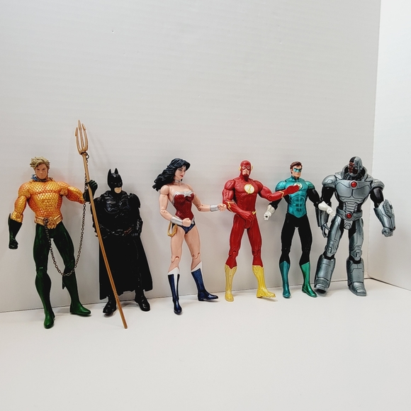 DC Comics DC Direct Essentials Collectibles 6 Action Figure Lot - Picture 1 of 11